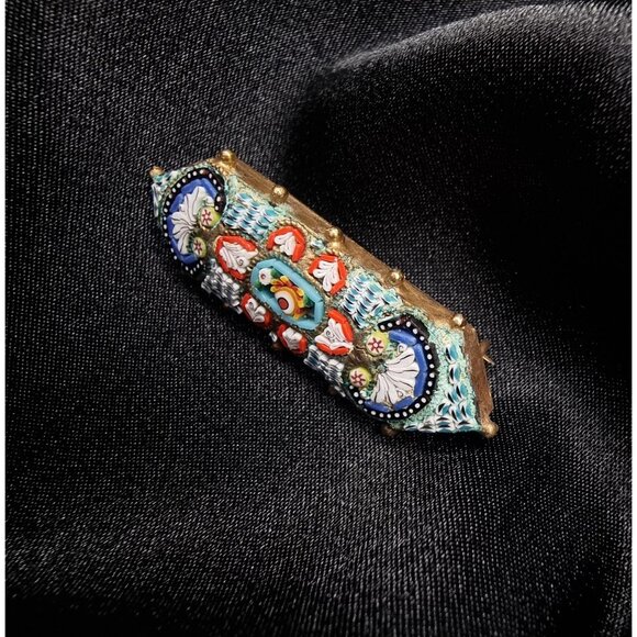 Vintage 1930s Italian Micromosaic Brooch Handcrafted With Intricate Floral Desig - Picture 3 of 5